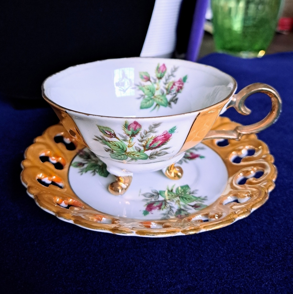 CUP & SAUCER SET VINTAGE TILSO JAPAN PORCELAIN ROSEBUDS
